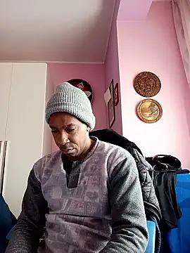 estrogeni online show from 12, 1, 2026