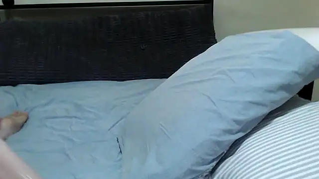 aussiepeaches online show from 18, 12, 2025