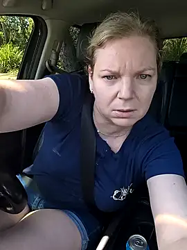 aussiepeaches online show from 7, 4, 2026