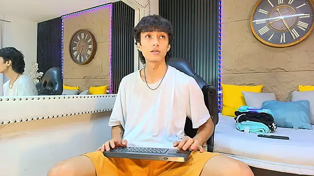 Lean Portman online show from 26, 5, 2026
