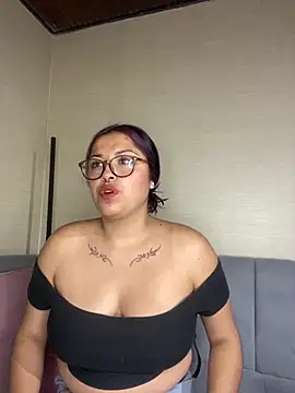 Snapshot of Ross_Pink chatting on 17, 9, 2025 Ross Pink online show from 17, 9, 2025
