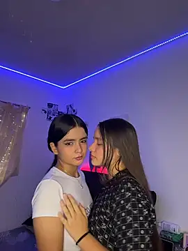 Ashley and Zoe online show from 28, 3, 2026