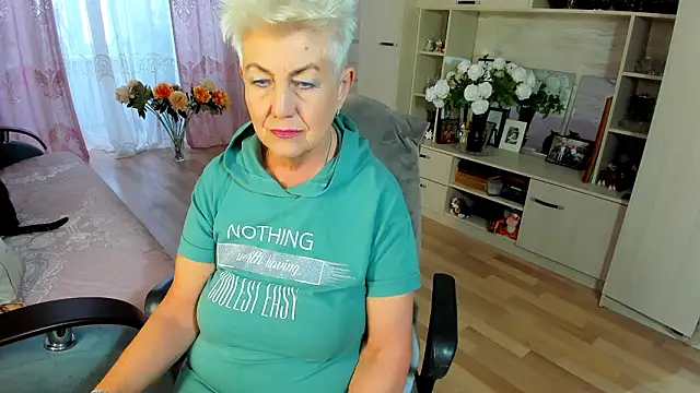 Snapshot of HotandMature chatting on 22, 2, 2026 HotandMature online show from 22, 2, 2026