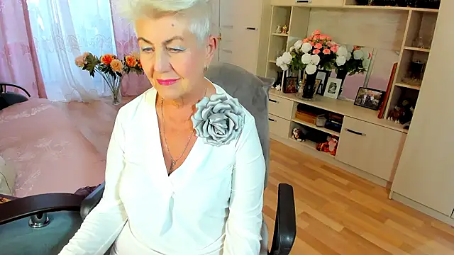 Snapshot of HotandMature chatting on 24, 2, 2026 HotandMature online show from 24, 2, 2026