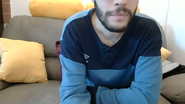 Amicisegreti online show from 27, 11, 2025