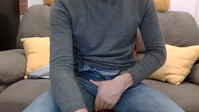 Amicisegreti online show from 30, 11, 2025