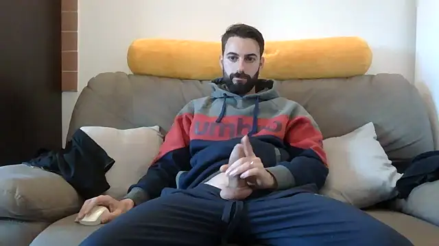 Amicisegreti online show from 16, 2, 2026