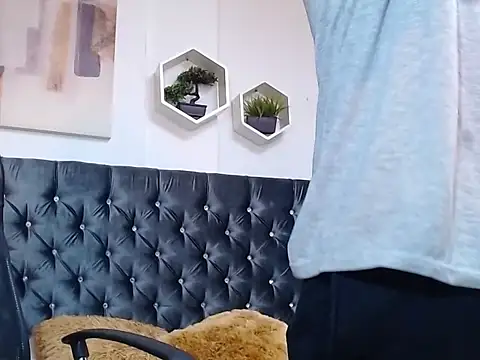 Snapshot of adrian_ray chatting on 1, 10, 2025 adrian ray online show from 1, 10, 2025