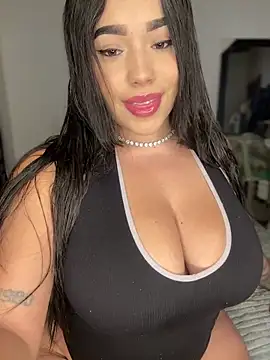 Snapshot of SofiaWildee chatting on 3, 6, 2026 SofiaWildee online show from 3, 6, 2026