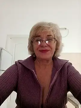 52MiaLove02 online show from 1, 12, 2025