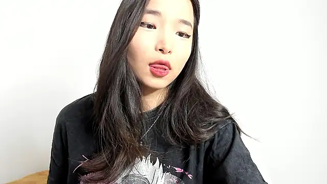 Soyun Mia online show from 13, 1, 2026