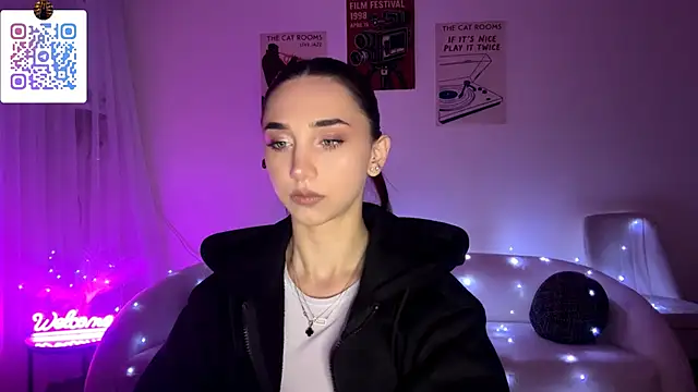 LinaMour online show from 27, 3, 2026