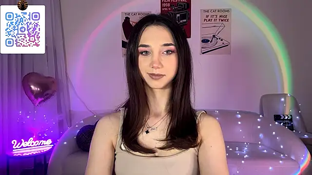LinaMour online show from 13, 5, 2026