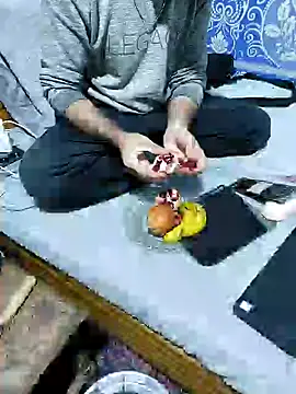 yazinyazin1 online show from 6, 3, 2026