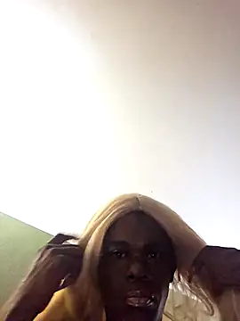 Cocoaversace302 online show from 21, 10, 2025