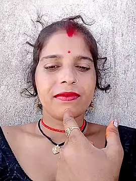 Snapshot of Manvi_tyagi chatting on 9, 9, 2025 Manvi tyagi online show from 9, 9, 2025