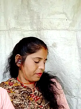 Snapshot of Manvi_tyagi chatting on 13, 9, 2025 Manvi tyagi online show from 13, 9, 2025