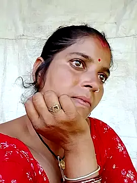 Snapshot of Manvi_tyagi chatting on 16, 9, 2025 Manvi tyagi online show from 16, 9, 2025