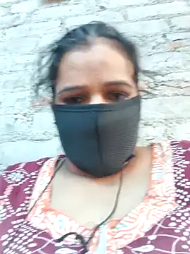 Snapshot of Manvi_tyagi chatting on 5, 10, 2025 Manvi tyagi online show from 5, 10, 2025