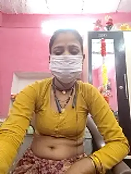 Snapshot of Manvi_tyagi chatting on 19, 10, 2025 Manvi tyagi online show from 19, 10, 2025