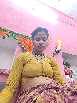 Snapshot of Manvi_tyagi chatting on 25, 10, 2025 Manvi tyagi online show from 25, 10, 2025