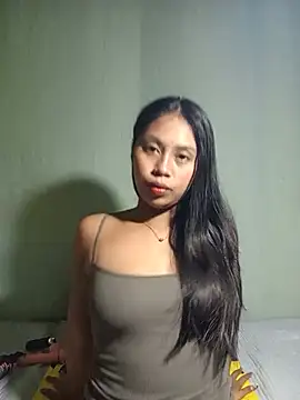 UrSweetAsianLady 02 online show from 17, 7, 2026