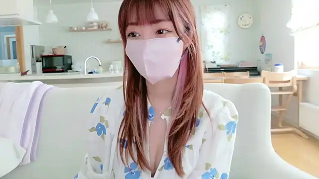 Snapshot of SUZU_1201 chatting on 24, 2, 2026 SUZU 1201 online show from 24, 2, 2026