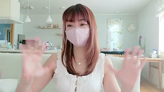 Snapshot of SUZU_1201 chatting on 30, 4, 2026 SUZU 1201 online show from 30, 4, 2026