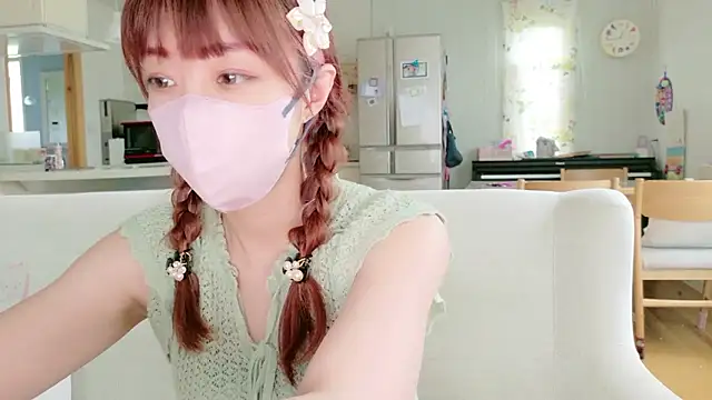 Snapshot of SUZU_1201 chatting on 13, 7, 2026 SUZU 1201 online show from 13, 7, 2026
