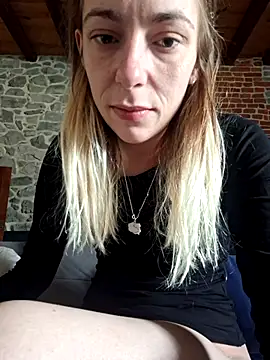 Snapshot of SexyAlya chatting on 4, 10, 2025 SexyAlya online show from 4, 10, 2025