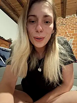 Snapshot of SexyAlya chatting on 24, 10, 2025 SexyAlya online show from 24, 10, 2025