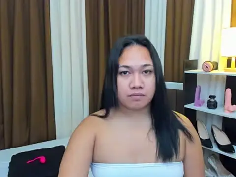 Snapshot of TsUncutKaren chatting on 24, 10, 2025 TsUncutKaren online show from 24, 10, 2025