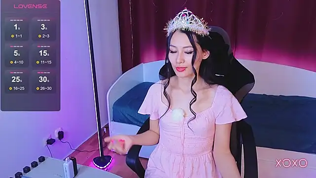 Snapshot of Milly__Foxy chatting on 20, 11, 2025 Milly Foxy online show from 20, 11, 2025