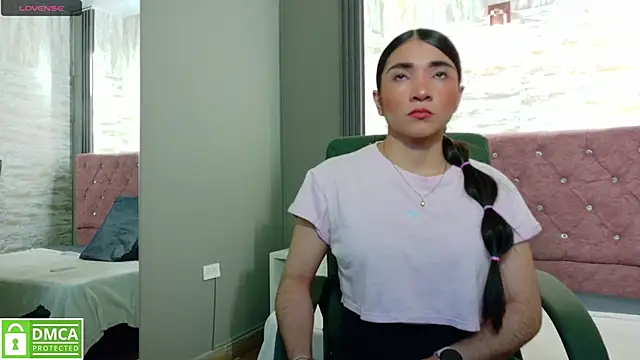 Snapshot of Aurora_jones11 chatting on 10, 9, 2025 Aurora jones11 online show from 10, 9, 2025