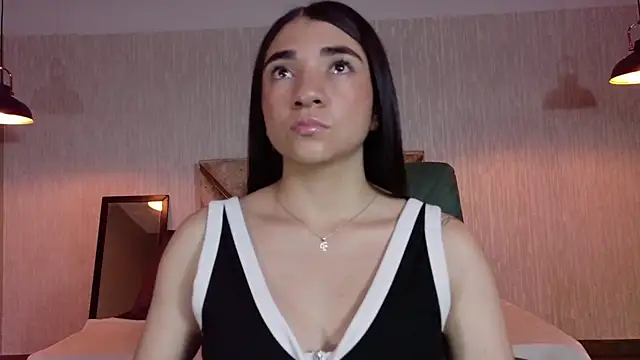 Snapshot of Aurora_jones11 chatting on 20, 10, 2025 Aurora jones11 online show from 20, 10, 2025