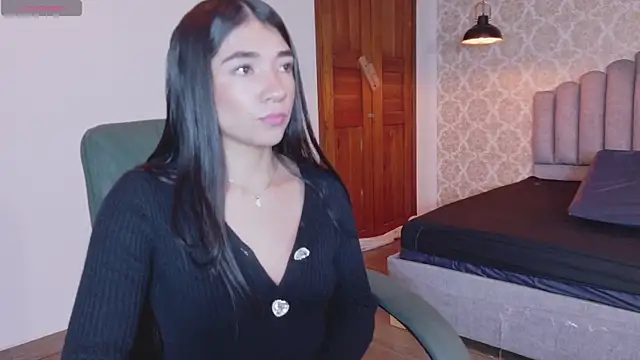 Snapshot of Aurora_jones11 chatting on 22, 10, 2025 Aurora jones11 online show from 22, 10, 2025