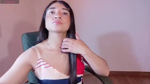 Snapshot of Aurora_jones11 chatting on 29, 10, 2025 Aurora jones11 online show from 29, 10, 2025