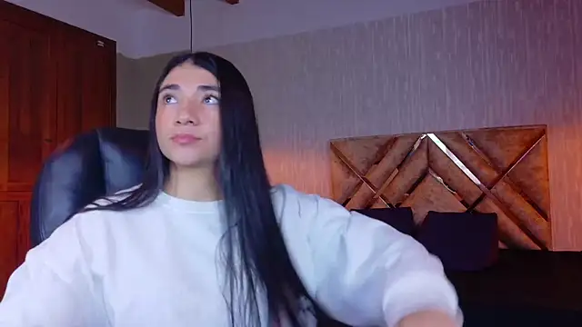 Snapshot of Aurora_jones11 chatting on 5, 11, 2025 Aurora jones11 online show from 5, 11, 2025