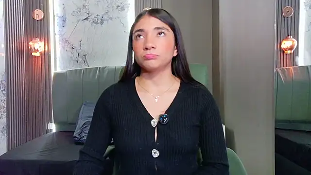 Snapshot of Aurora_jones11 chatting on 15, 11, 2025 Aurora jones11 online show from 15, 11, 2025