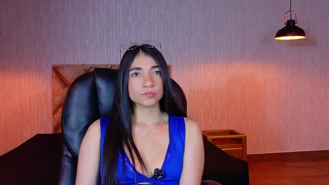 Snapshot of Aurora_jones11 chatting on 24, 11, 2025 Aurora jones11 online show from 24, 11, 2025