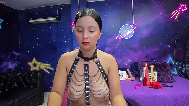 Thalia Cortea online show from 9, 11, 2025