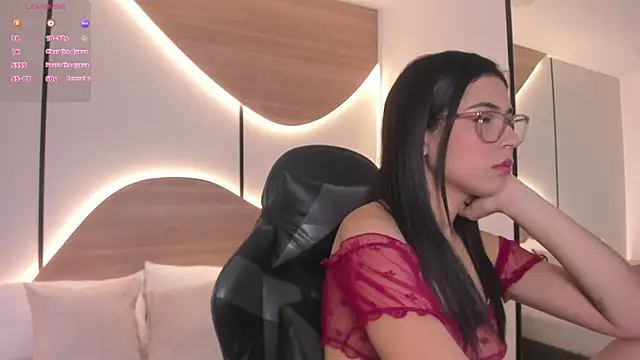 Snapshot of desireee_ chatting on 10, 11, 2025 desireee online show from 10, 11, 2025