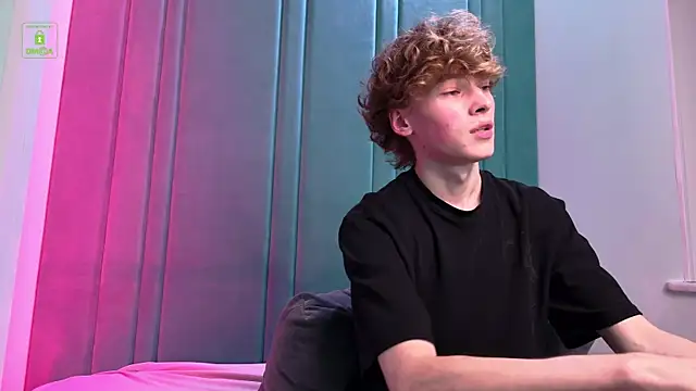 Snapshot of Kevin_Garsia chatting on 19, 9, 2025 Kevin Garsia online show from 19, 9, 2025