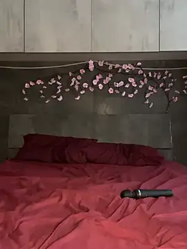 YumiLux online show from 12, 3, 2026