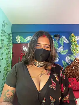 Snapshot of V-Hot-Sweti chatting on 2, 7, 2026 V-Hot-Sweti online show from 2, 7, 2026