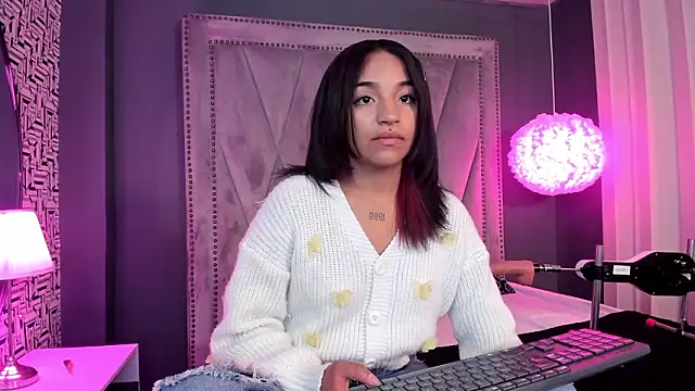 Snapshot of Manelyk_evanss_ chatting on 13, 2, 2026 Manelyk evanss online show from 13, 2, 2026