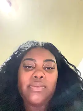 Snapshot of LunaSthena chatting on 16, 10, 2025 LunaSthena online show from 16, 10, 2025