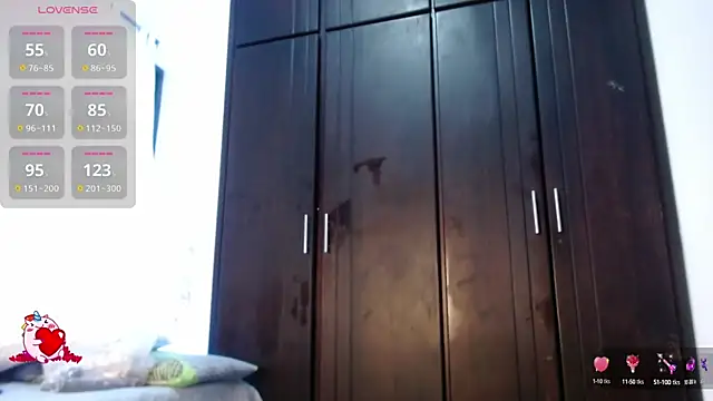 Snapshot of Aprill18_ chatting on 17, 9, 2025 Aprill18 online show from 17, 9, 2025