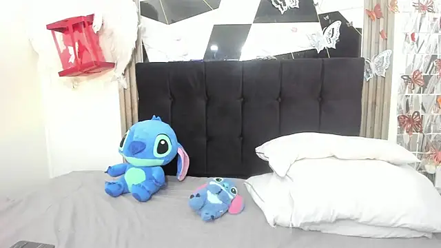 sophia arevalo online show from 18, 4, 2026