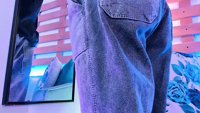 ArianaSantana online show from 1, 10, 2025